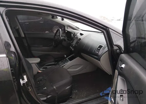 2016 Kia Forte Ex z USA, uszkodzony, nr VIN KNAFZ4A82G5548121